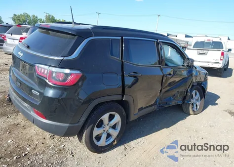 2019 Jeep Compass Latitude 4X4 из США, поврежденный, VIN 3C4NJDBBXKT734515